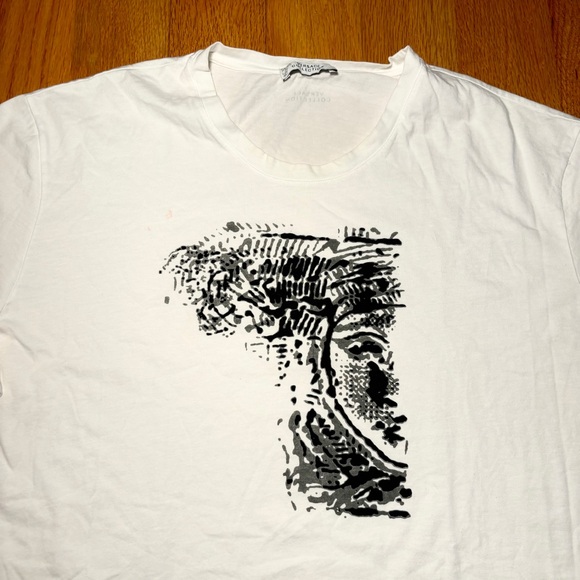 Versace Medusa Tshirt - Picture 2 of 7